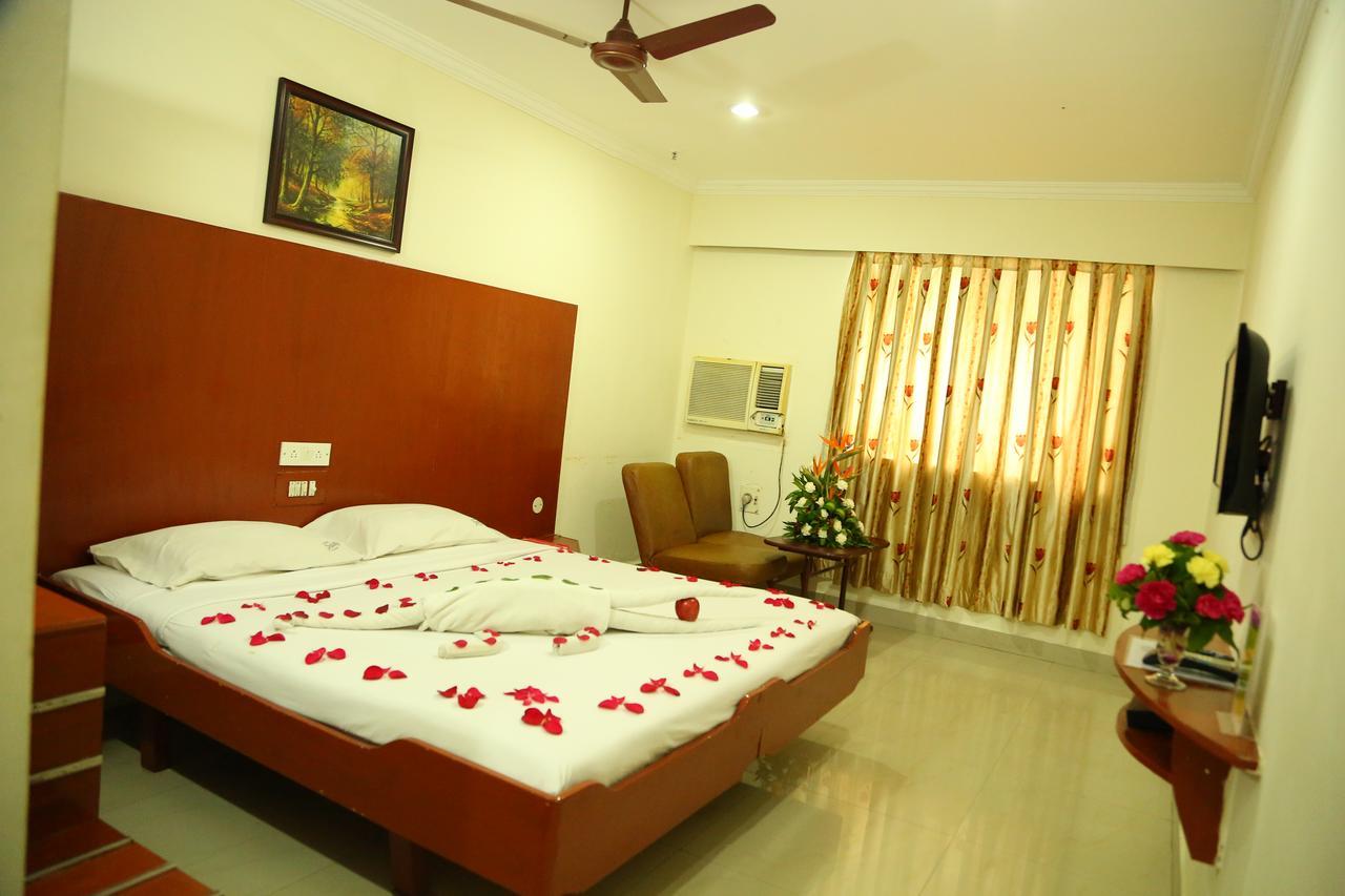 Hotel Sooriya Residency Chennai Extérieur photo