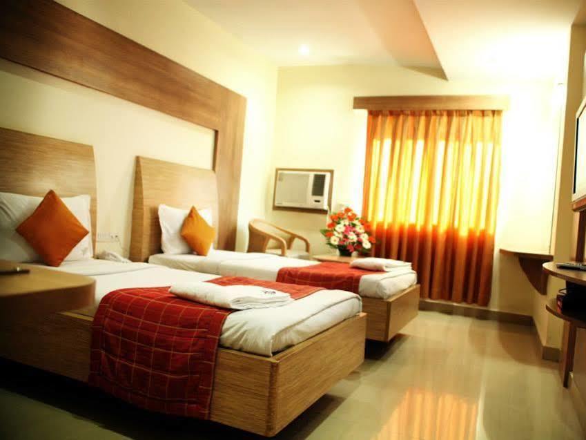 Hotel Sooriya Residency Chennai Extérieur photo